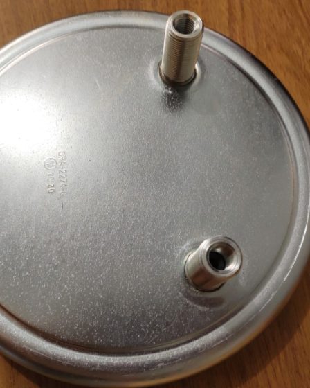 Banho de zinco parado: solução ideal para peças grandes ou delicadas